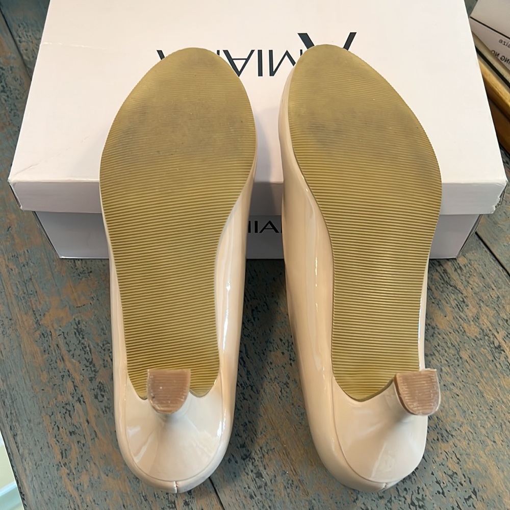 Amiana Dress Shoes - Picture 7 of 7
